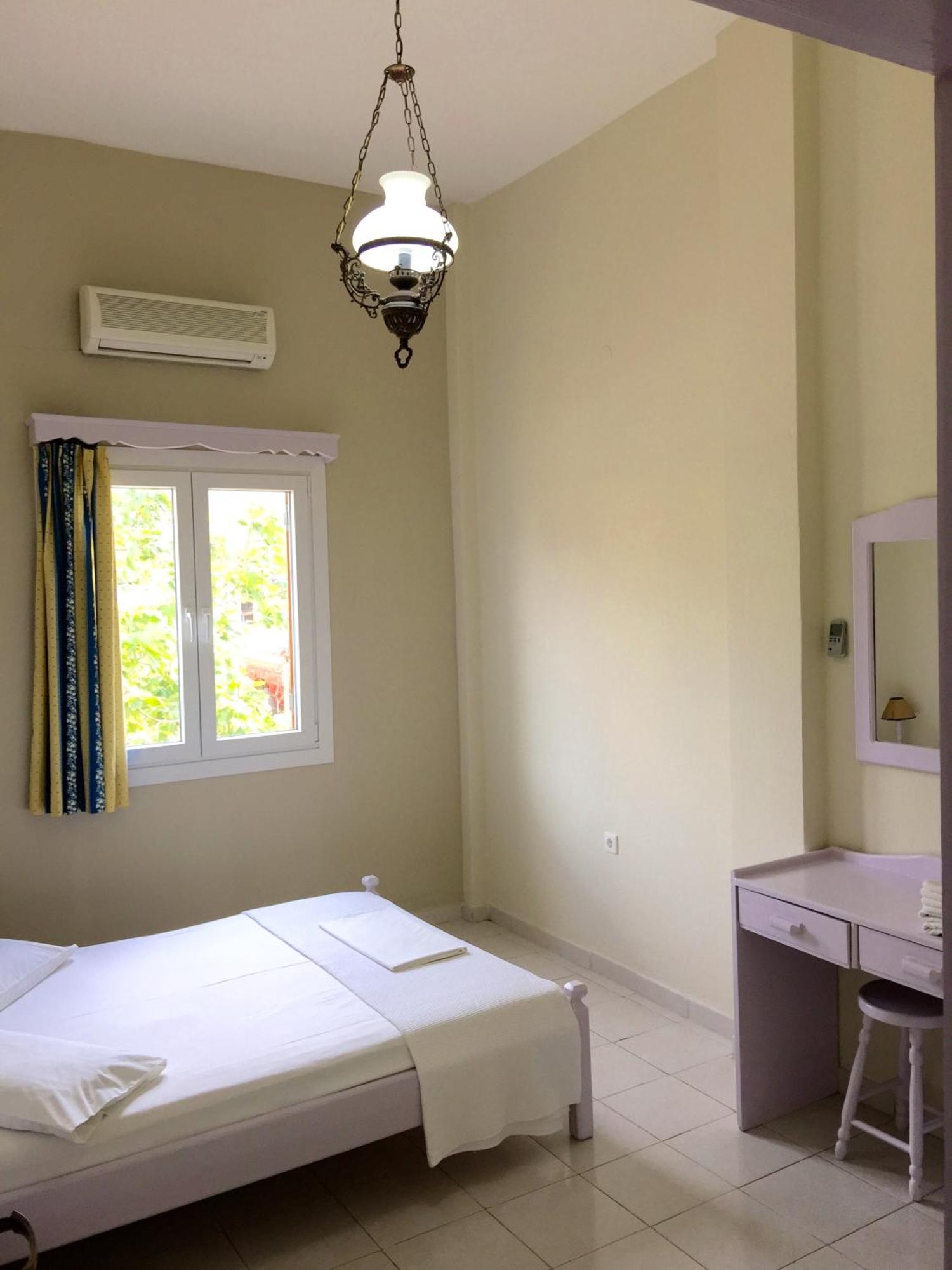 Kionia Apartments Dış mekan fotoğraf